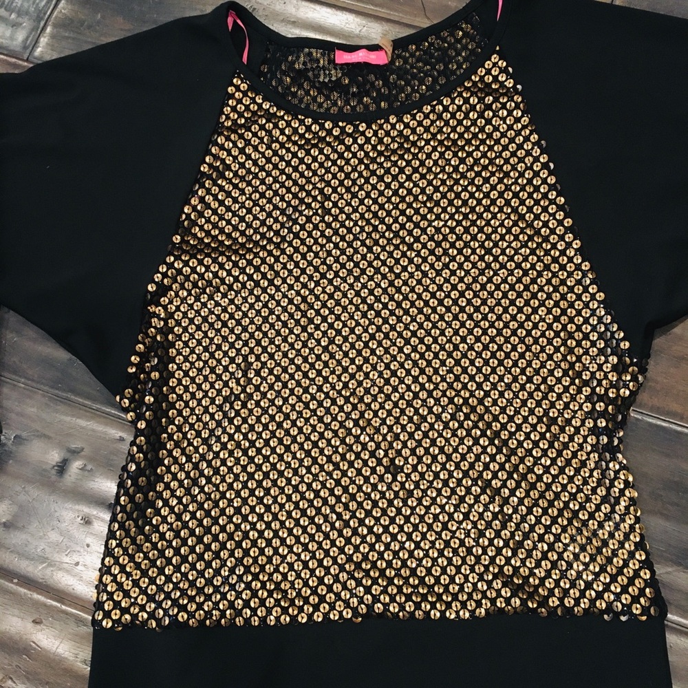 Sequins Top - Picture 2 of 8